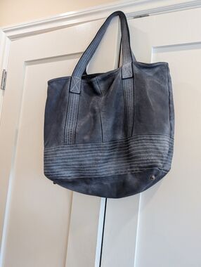 Corsia Leather Bag